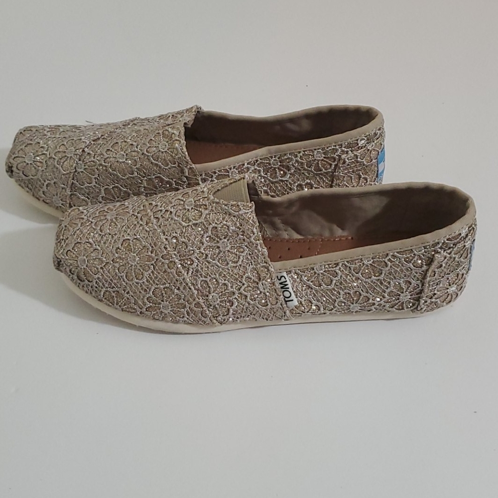 🆕️ TOMS Gold Glitter Crochet Alpargata - Picture 10 of 10